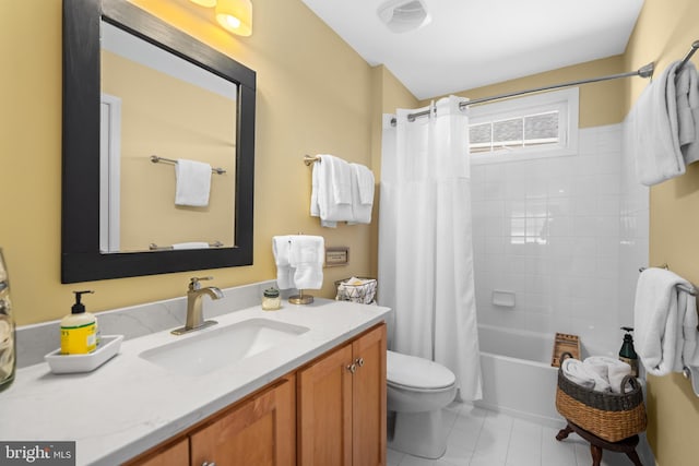 109 Aulee Ct, Winchester, VA 22602 - full bathroom featuring tile patterned flooring, visible vents, toilet, vanity, and shower / tub combo
