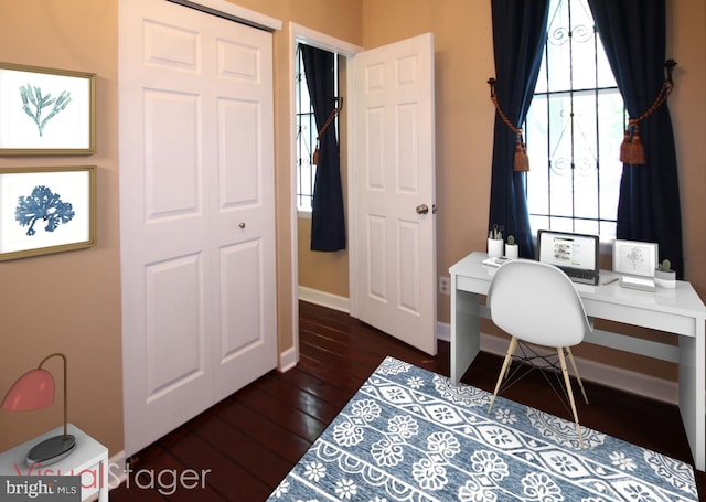 506 S 11th St Unit 33, Philadelphia, PA 19147 - office space with dark wood-style floors and baseboards