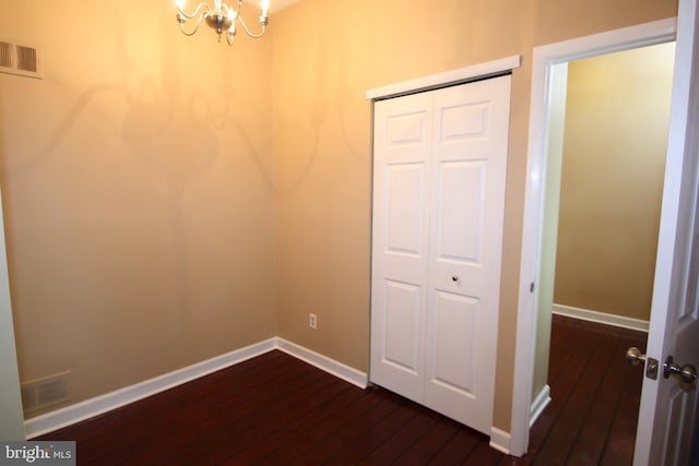 506 S 11th St Unit 33, Philadelphia, PA 19147 - interior space with visible vents, baseboards, a closet, and a notable chandelier