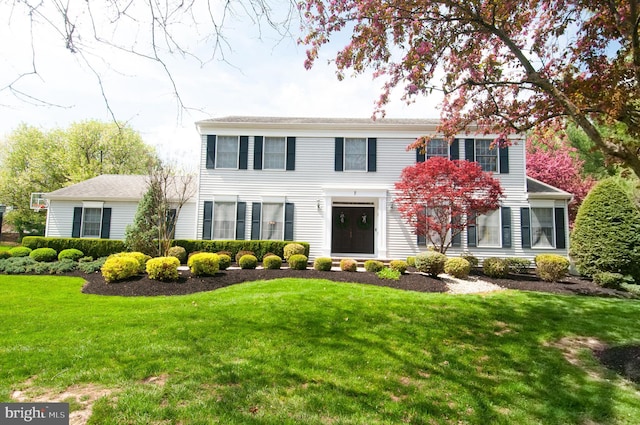 7 Briarwood Dr, Princeton Junction, NJ 08550 - colonial home with a front yard