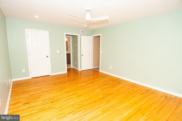 7 Briarwood Dr, Princeton Junction, NJ 08550 - unfurnished bedroom featuring baseboards, light wood-type flooring, and visible vents