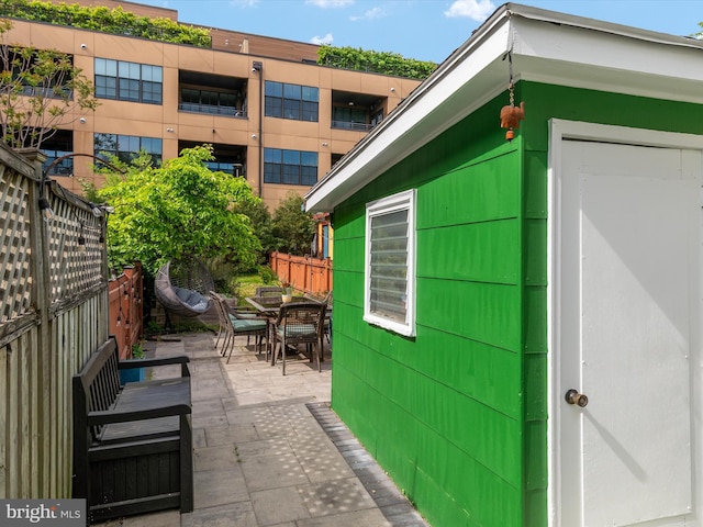 15 Morris St, Annapolis, MD 21401 - view of patio featuring outdoor dining space and fence