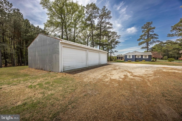 view of detached garage
