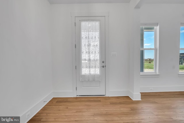 85 Quiet Creek Dr, Gettysburg, PA 17325 - entrance foyer featuring light wood-type flooring and baseboards