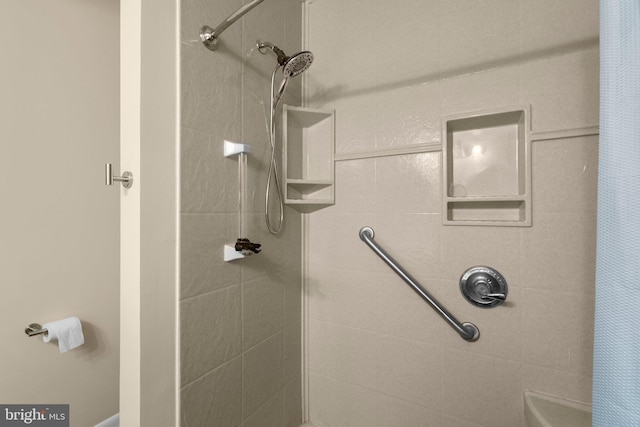 2200 Harpoon Dr, Stafford, VA 22554 - bathroom with a tile shower
