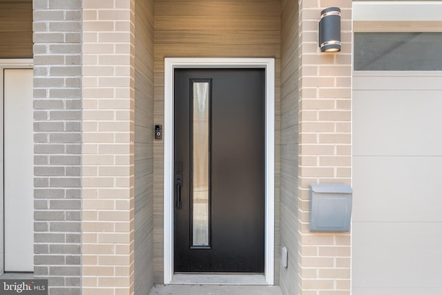 2340 Alter St, Philadelphia, PA 19146 - view of exterior entry with elevator and brick siding