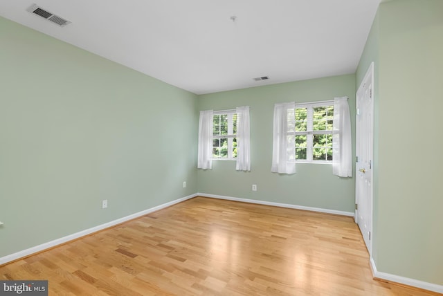 12310 Rosslare Ridge Rd Unit 301, Lutherville Timonium, MD 21093 - unfurnished room featuring light wood finished floors and baseboards