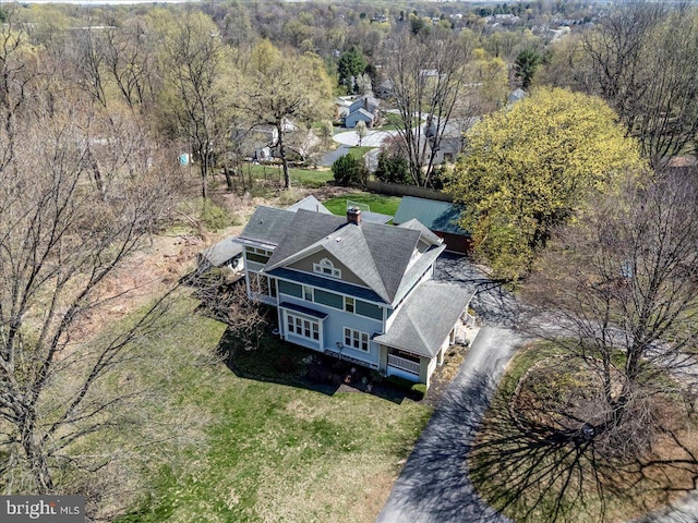 aerial view of property and surrounding area