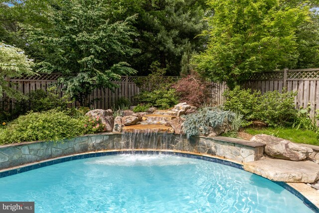 5117 Pheasant Ridge Rd, Fairfax, VA 22030 - view of pool with a fenced backyard