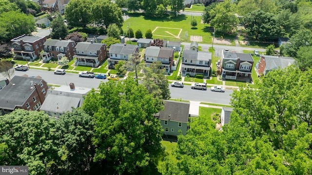 1221 Elm Ave, Lancaster, PA 17603 - aerial view of residential area featuring a tree filled landscape