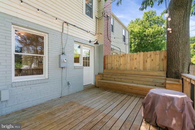 6002 Williamsburg Rd, Alexandria, VA 22303 - view of wooden terrace