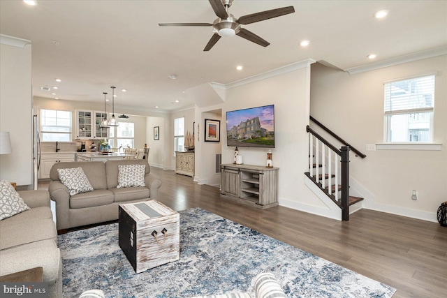 418 S Seaway Ct, Cambridge, MD 21613 - living room with a ceiling fan, crown molding, recessed lighting, wood finished floors, and baseboards