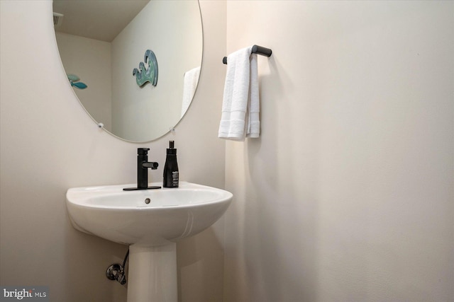 418 S Seaway Ct, Cambridge, MD 21613 - view of bathroom