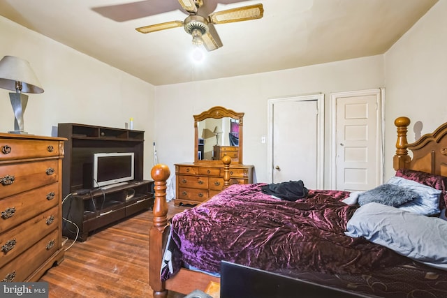 4910 N Hutchinson St, Philadelphia, PA 19141 - bedroom featuring ceiling fan and wood finished floors