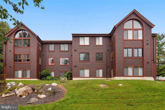 2816 Lee Oaks Pl Unit 102, Falls Church, VA 22046 - view of building exterior