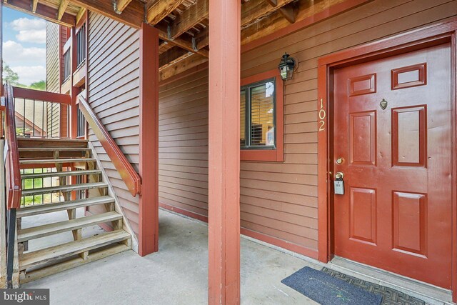 2816 Lee Oaks Pl Unit 102, Falls Church, VA 22046 - view of doorway to property