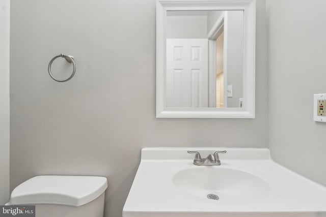 2816 Lee Oaks Pl Unit 102, Falls Church, VA 22046 - bathroom with toilet and vanity