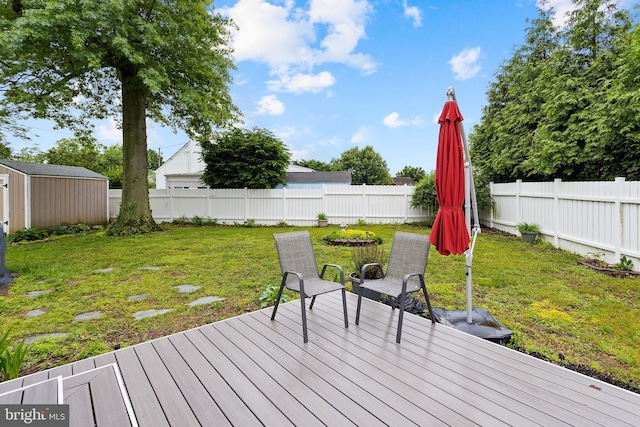 1 Pheasant Ln, Hamilton, NJ 08690 - view of wooden terrace