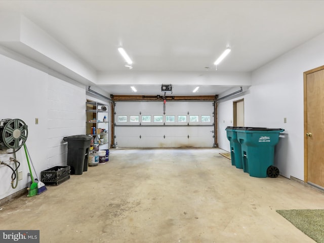 11035 Bennie Duncan Rd, Frederick, MD 21701 - garage with a garage door opener