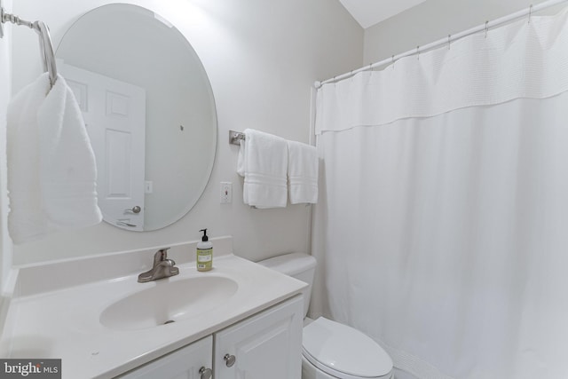 1448 Ingleside Ave, Mclean, VA 22101 - bathroom featuring toilet, vanity, and a shower with curtain