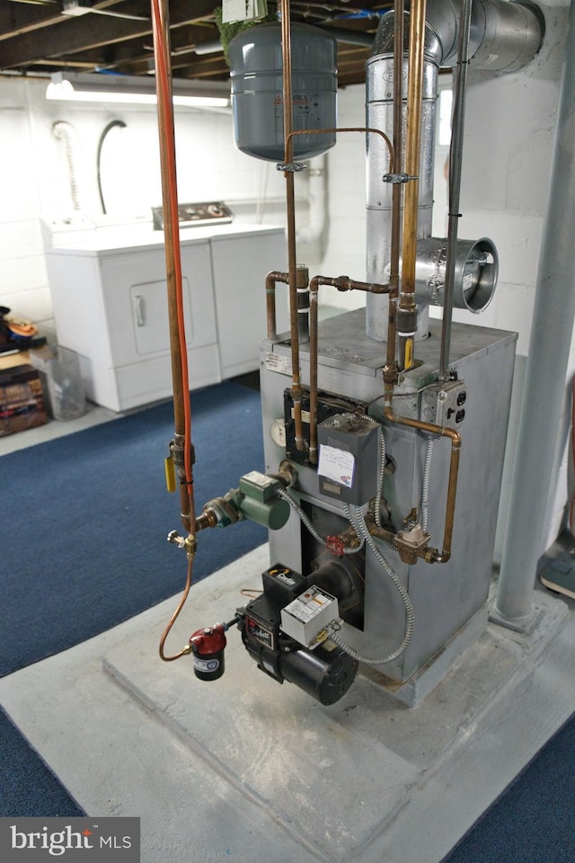 20 Leuckel Ave, Hamilton, NJ 08619 - utilities featuring washer / clothes dryer and a heating unit
