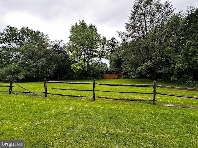 104 Amherst Ave, Reading, PA 19609 - view of yard featuring a rural view
