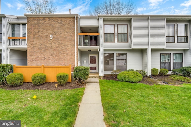9 Dennison Dr, East Windsor, NJ 08520 - view of building exterior featuring fence