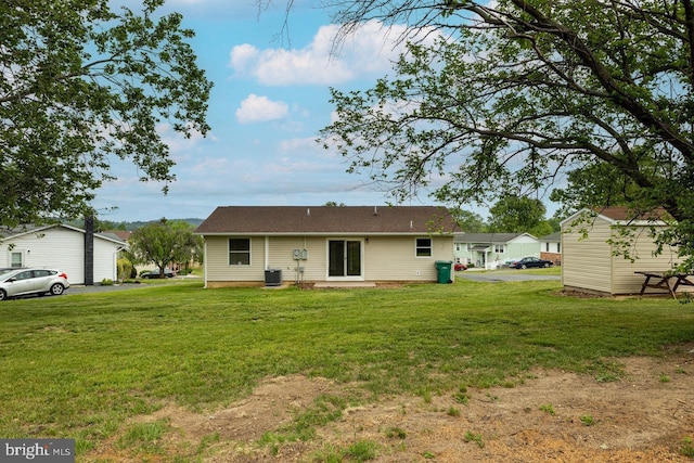 392 Walker Way, Timberville, VA 22853 - back of house featuring a yard and cooling unit