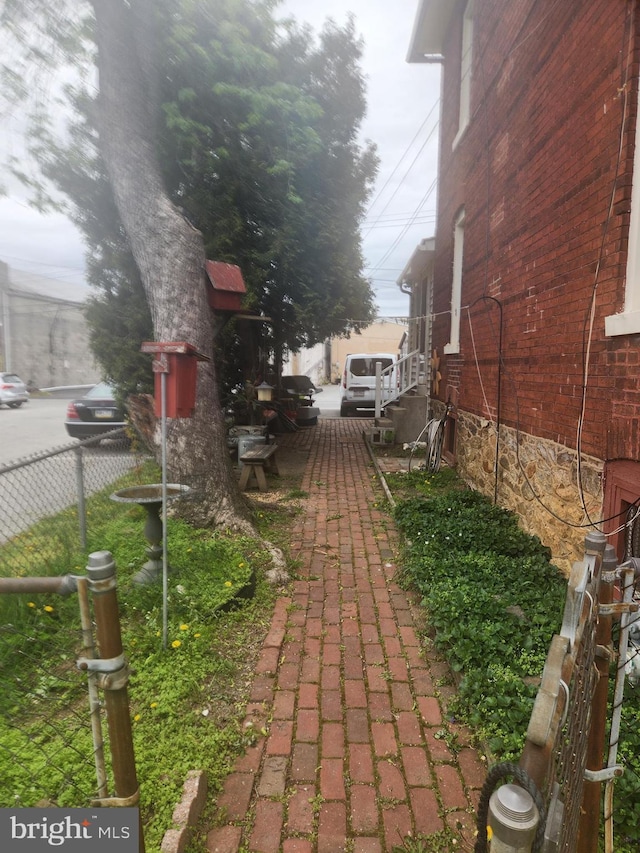 137 Washington Ave, Downingtown, PA 19335 - view of road
