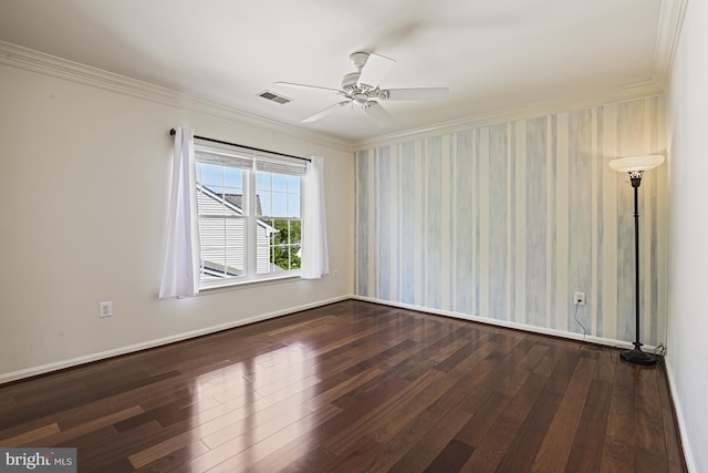 815 Kenneth Pl SE, Leesburg, VA 20175 - unfurnished room with baseboards, ornamental molding, ceiling fan, wood-type flooring, and visible vents
