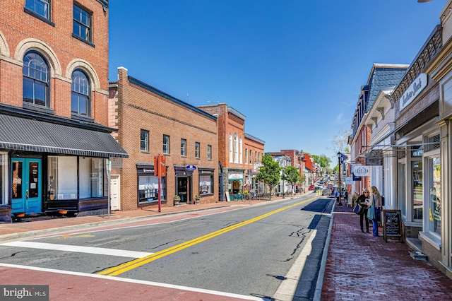 815 Kenneth Pl SE, Leesburg, VA 20175 - view of street with street lighting, curbs, and sidewalks