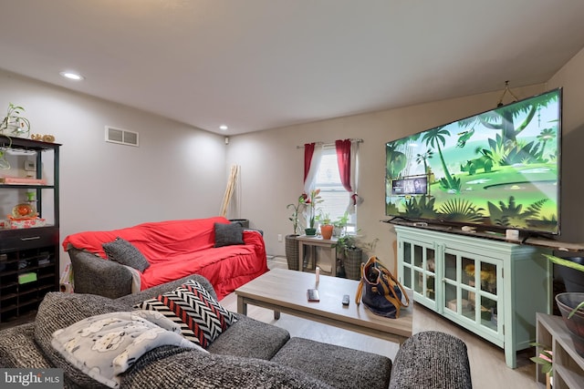 326 Frederick Ct, York, PA 17406 - living area with wood finished floors and recessed lighting