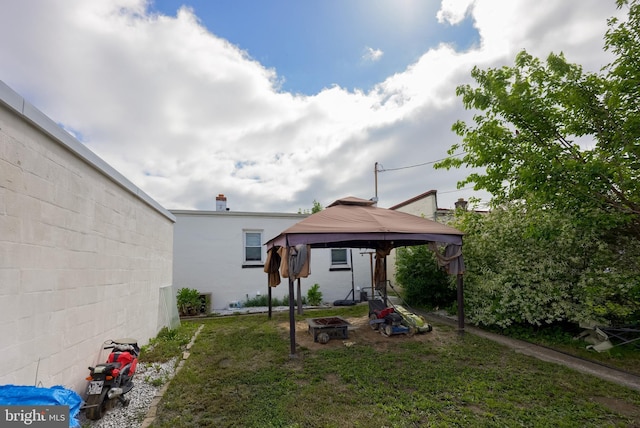 326 Frederick Ct, York, PA 17406 - view of grassy yard with a gazebo and a fire pit