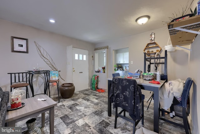 326 Frederick Ct, York, PA 17406 - dining space featuring recessed lighting