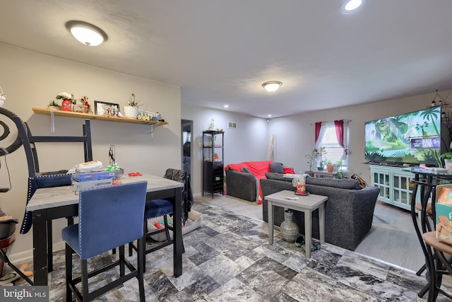 326 Frederick Ct, York, PA 17406 - view of dining room