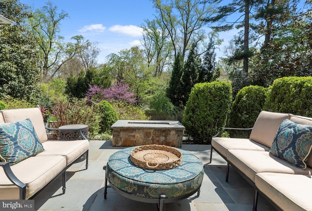 208 Wardour Dr, Annapolis, MD 21401 - view of patio / terrace featuring an outdoor living space