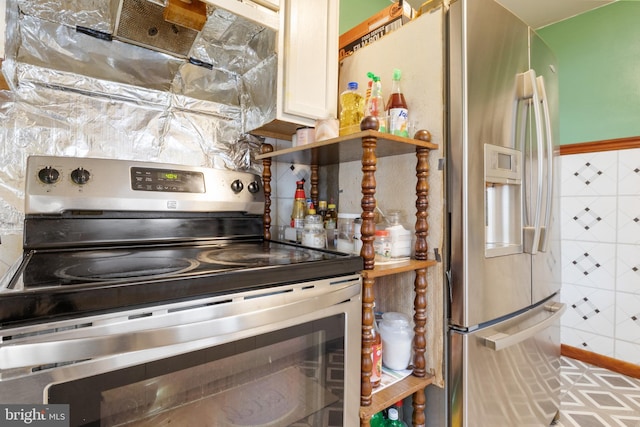 kitchen featuring stainless steel appliances