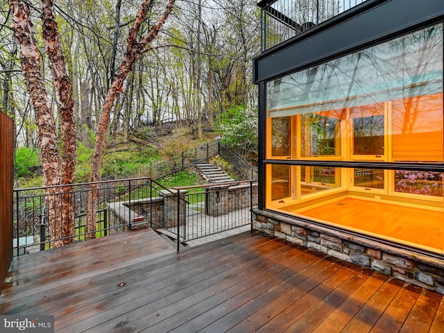 3411 Woodberry Ave, Baltimore, MD 21211 - deck with stairway