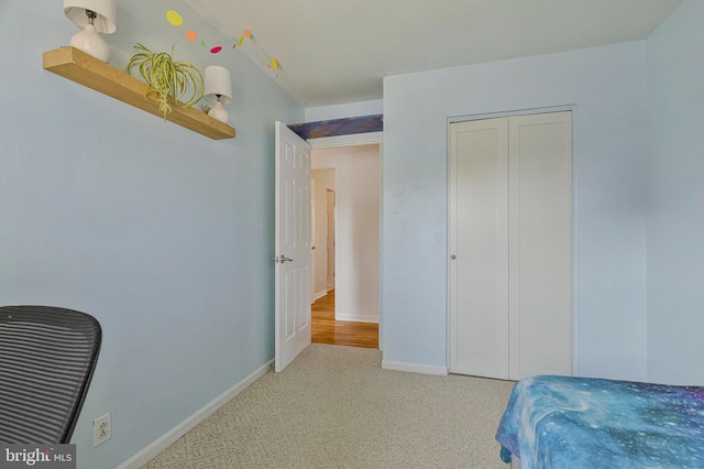 305 W Poplar Rd, Sterling, VA 20164 - carpeted bedroom featuring baseboards