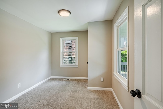 603 Hillcrest Ave, Wilmington, DE 19809 - carpeted spare room with baseboards