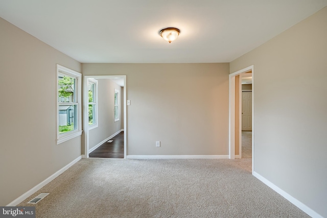 603 Hillcrest Ave, Wilmington, DE 19809 - carpeted spare room with baseboards