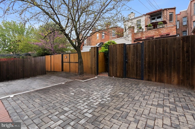 1910 Biltmore St NW Unit 2, Washington, DC 20009 - view of patio featuring a gate