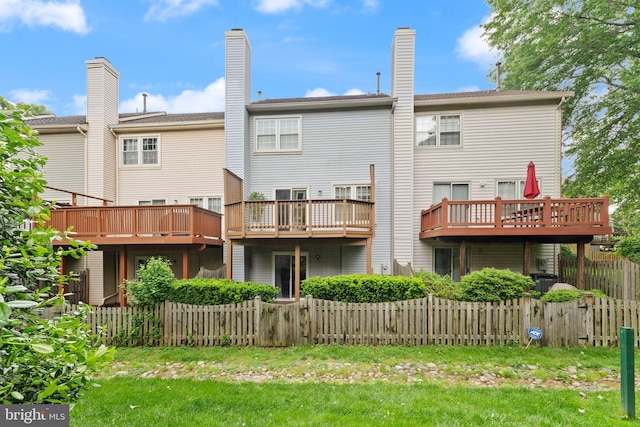 12015 Johns Pl, Fairfax, VA 22033 - back of property featuring fence, central AC, and a deck