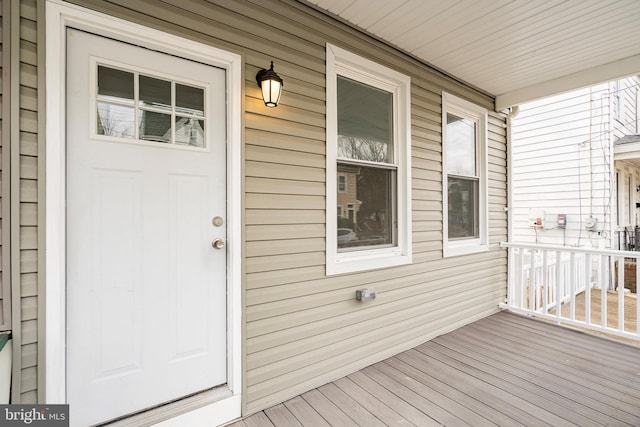 exterior space featuring a porch