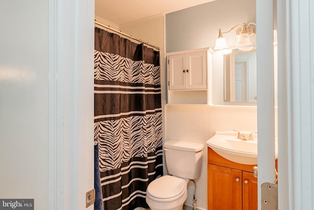 97 Winding Creek Rd, Stafford, VA 22554 - full bathroom featuring tile walls, vanity, toilet, and curtained shower