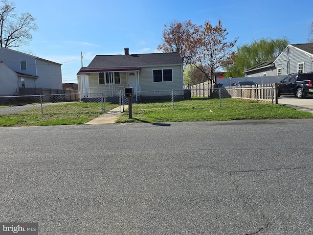 914 Andrews Rd, Glen Burnie, MD 21060 - bungalow with a gate