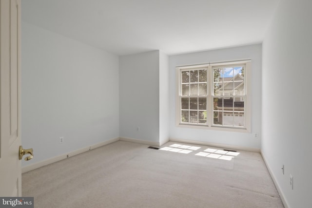 20461 Mcgees Ferry Way, Sterling, VA 20165 - carpeted empty room with baseboards