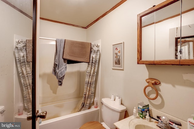 bathroom with crown molding, shower / bathtub combination with curtain, toilet, and vanity