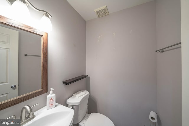 312 Fairgrove Ter, Gaithersburg, MD 20877 - bathroom with toilet and a sink