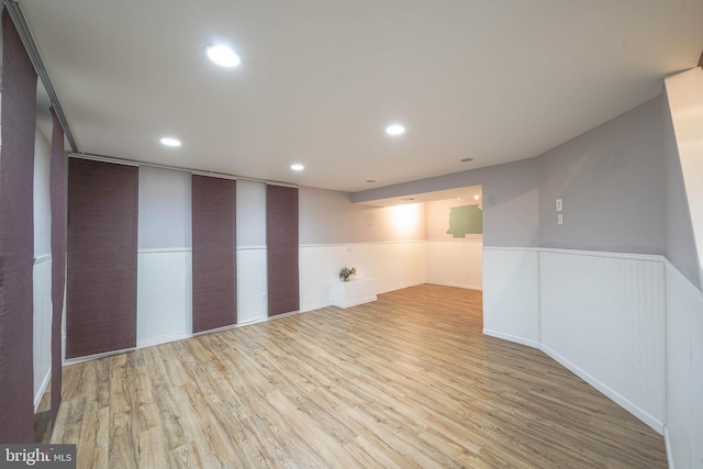 312 Fairgrove Ter, Gaithersburg, MD 20877 - spare room featuring a wainscoted wall, wood finished floors, and recessed lighting